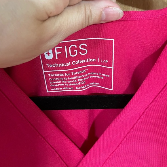 FIGS-Catarina One-Pocket Scrub Top - Picture 3 of 4